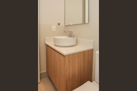 Banheiro de kitnet/studio para alugar com 1 quarto, 30m² em Perdizes, São Paulo