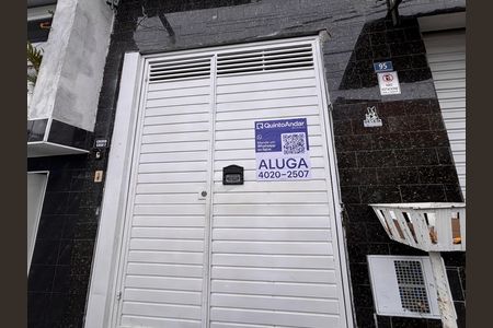 Casa para alugar com 120m², 1 quarto e 4 vagas Casa para alugar com 120m², 1 quarto e 4 vagasFachada