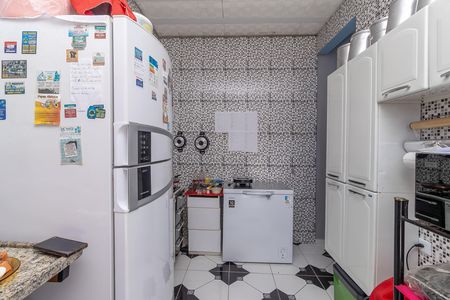Casa à venda com 200m², 5 quartos e 3 vagas Casa à venda com 200m², 5 quartos e 3 vagasCozinha Casa 3