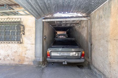 Garagem de casa à venda com 5 quartos, 200m² em Lagoa, Belo Horizonte