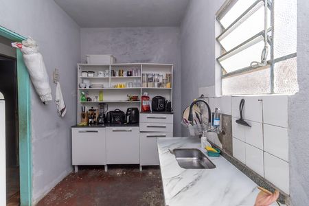 Casa à venda com 200m², 5 quartos e 3 vagas Casa à venda com 200m², 5 quartos e 3 vagasCozinha Casa 1