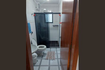 Banheiro de apartamento para alugar com 2 quartos, 96m² em Vila Caiçara, Praia Grande