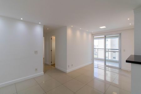 Sala de apartamento para alugar com 2 quartos, 65m² em Jardim Flor da Montanha, Guarulhos