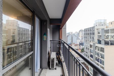 Varanda de kitnet/studio para alugar com 1 quarto, 27m² em República, São Paulo