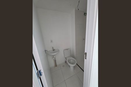 Banheiro de apartamento à venda com 2 quartos, 37m² em Vila Nair, São Paulo