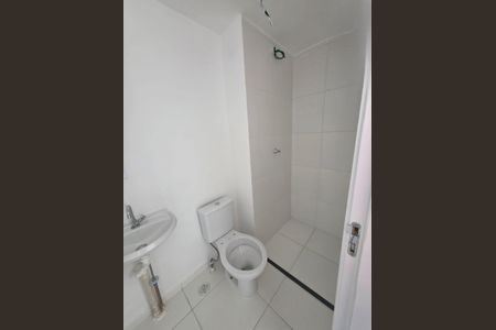Banheiro de apartamento à venda com 2 quartos, 37m² em Vila Nair, São Paulo