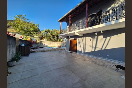 Casa de condomínio para alugar com 120m², 3 quartos e 2 vagas