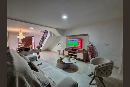 Casa de Condomínio para alugar com 3 quartos, 120m² em Vargem Pequena, Rio de Janeiro