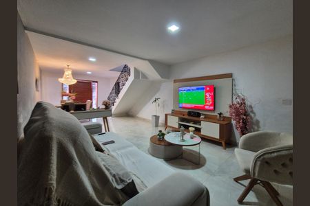 Casa de condomínio para alugar com 120m², 3 quartos e 2 vagas