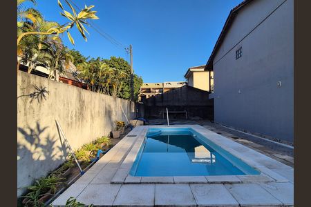 Casa de condomínio para alugar com 120m², 3 quartos e 2 vagas