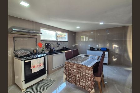 Casa de condomínio para alugar com 120m², 3 quartos e 2 vagas