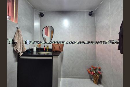 Casa de condomínio para alugar com 120m², 3 quartos e 2 vagas