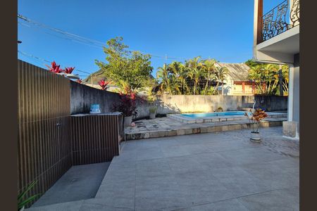 Casa de condomínio para alugar com 120m², 3 quartos e 2 vagas