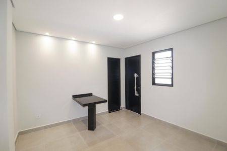 Sala/Cozinha e Área de Serviço de apartamento para alugar com 1 quarto, 40m² em Santana, São Paulo