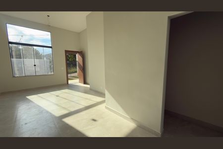 Casa à venda com 3 quartos, 130m² em Novo Santos Dumont, Lagoa Santa