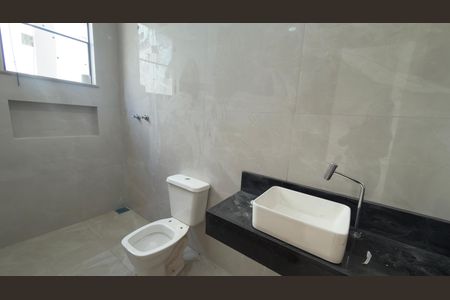 Banheiro social de casa à venda com 3 quartos, 130m² em Novo Santos Dumont, Lagoa Santa