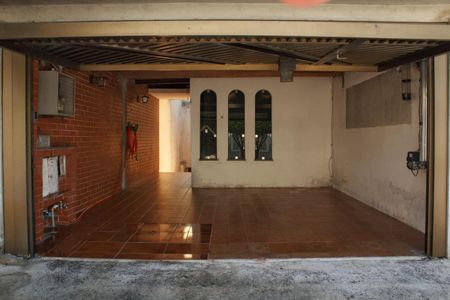 Garagem de casa à venda com 2 quartos, 206m² em Assunção, São Bernardo do Campo