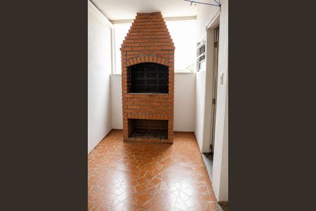 Casa à venda com 206m², 2 quartos e 2 vagas Casa à venda com 206m², 2 quartos e 2 vagasÁrea externa