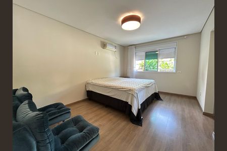 Casa para alugar com 500m², 3 quartos e 3 vagasSuíte 1
