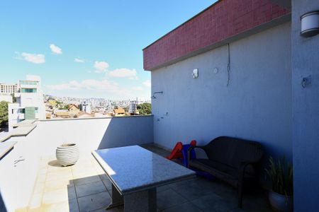 Apartamento à venda com 175m², 4 quartos e 2 vagas Apartamento à venda com 175m², 4 quartos e 2 vagasCobertura