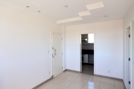 Apartamento à venda com 175m², 4 quartos e 2 vagas Apartamento à venda com 175m², 4 quartos e 2 vagasSala
