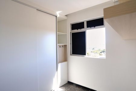 Apartamento à venda com 175m², 4 quartos e 2 vagas Apartamento à venda com 175m², 4 quartos e 2 vagasSuíte 1