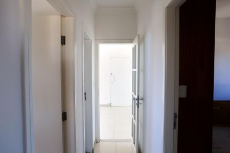 Apartamento à venda com 175m², 4 quartos e 2 vagas Apartamento à venda com 175m², 4 quartos e 2 vagasCorredor