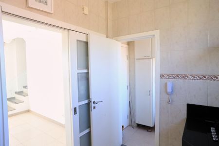 Cozinha de apartamento à venda com 4 quartos, 175m² em Esplanada, Belo Horizonte