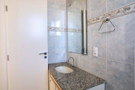 Banheiro da Suíte 1 de apartamento à venda com 4 quartos, 175m² em Esplanada, Belo Horizonte