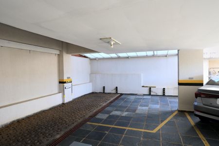 Garagem de apartamento à venda com 4 quartos, 175m² em Esplanada, Belo Horizonte