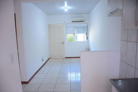 Casa para alugar com 60m², 2 quartos e 1 vaga