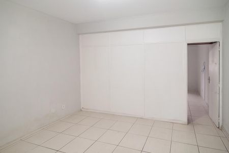 Apartamento à venda com 52m², 1 quarto e sem vaga Apartamento à venda com 52m², 1 quarto e sem vagaSala