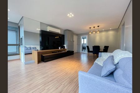 Sala de apartamento para alugar com 3 quartos, 120m² em Auxiliadora, Porto Alegre