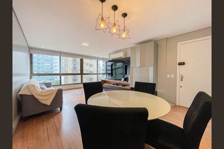 Apartamento para alugar com 120m², 3 quartos e 2 vagas Apartamento para alugar com 120m², 3 quartos e 2 vagasSala
