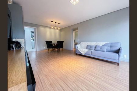 Apartamento para alugar com 3 quartos, 120m² em Auxiliadora, Porto Alegre