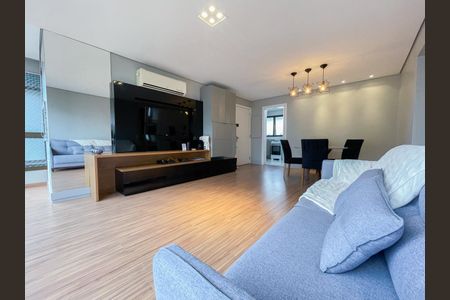Sala de apartamento para alugar com 3 quartos, 120m² em Auxiliadora, Porto Alegre