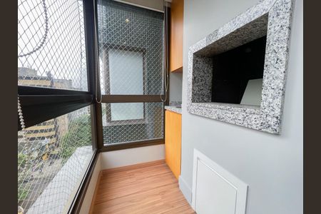 Apartamento para alugar com 120m², 3 quartos e 2 vagas