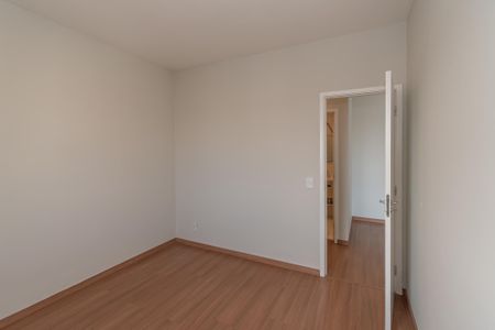 Apartamento à venda com 58m², 2 quartos e 1 vagaQuarto 