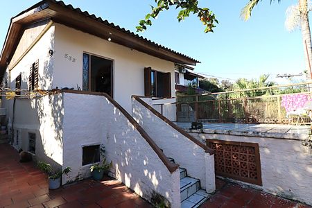 Área externa de casa à venda com 2 quartos, 360m² em Bom Jesus, Porto Alegre