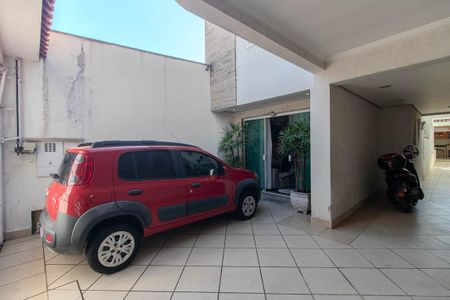Garagem de casa à venda com 3 quartos, 180m² em Jardim Japao, São Paulo
