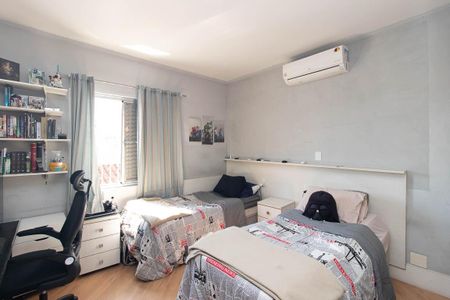Quarto 1 de casa à venda com 3 quartos, 180m² em Jardim Japao, São Paulo