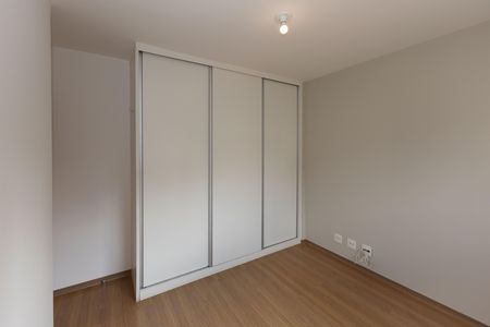 Apartamento à venda com 125m², 3 quartos e 3 vagas Apartamento à venda com 125m², 3 quartos e 3 vagasQuarto 1