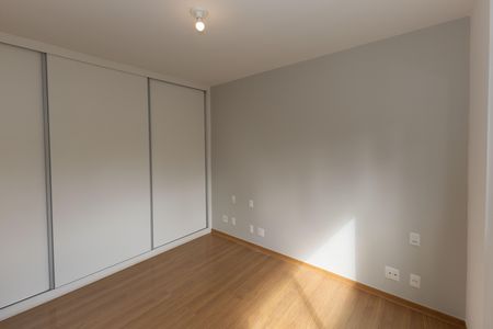 Apartamento à venda com 125m², 3 quartos e 3 vagas Apartamento à venda com 125m², 3 quartos e 3 vagasSuíte 1