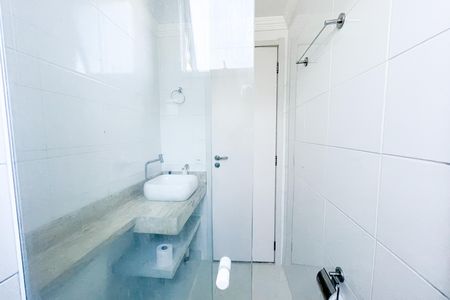 Apartamento à venda com 43m², 2 quartos e sem vaga Apartamento à venda com 43m², 2 quartos e sem vagaBanheiro
