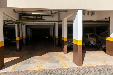 GARAGEM de apartamento para alugar com 3 quartos, 89m² em Mansões Santo Antônio, Campinas