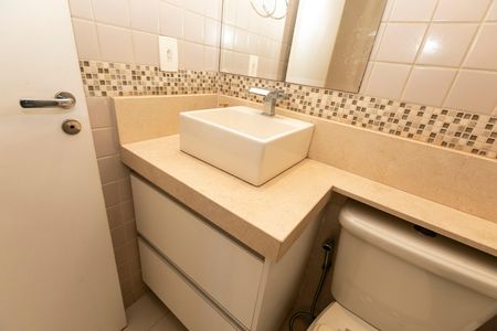 Apartamento para alugar com 89m², 3 quartos e 2 vagas Apartamento para alugar com 89m², 3 quartos e 2 vagasBANHEIRO SOCIAL