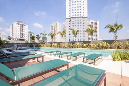 Apartamento para alugar com 38m², 1 quarto e 1 vagaÁrea comum - Piscina