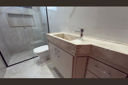 Casa à venda com 3 quartos, 500m² em Várzea, Lagoa Santa