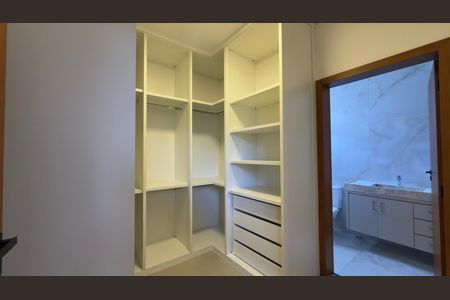 Casa à venda com 3 quartos, 500m² em Várzea, Lagoa Santa