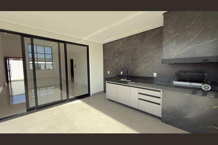 Casa à venda com 3 quartos, 500m² em Várzea, Lagoa Santa